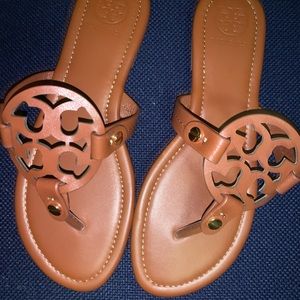 Tory Burch Millers SZ 10